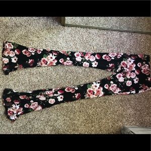 BLACK FLORAL BOHEMIAN PANTS